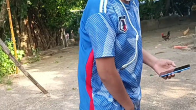 Molestando a los compas